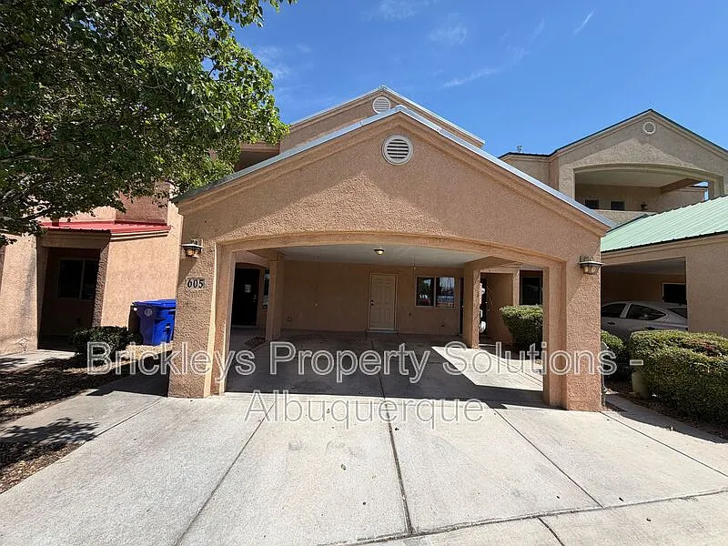 605 Benicia Ln SW