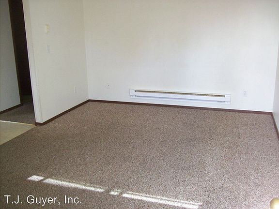 2nd image of 302 South St APT 16
