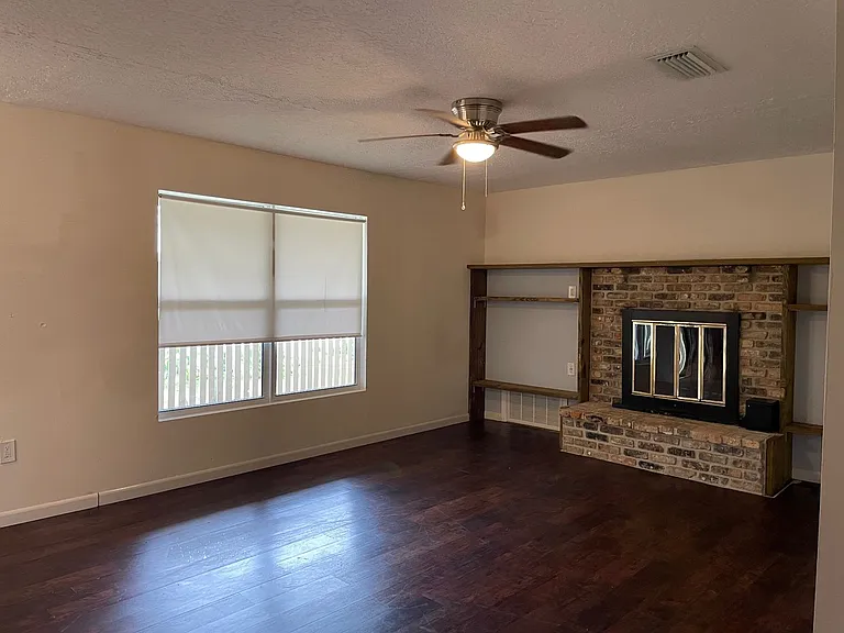 2235 Macedo Rd NE — Photo 4