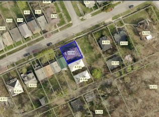 302 11th Ave, Hinton, WV 25951