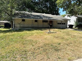 4016 S Spring St, Independence, MO 64055