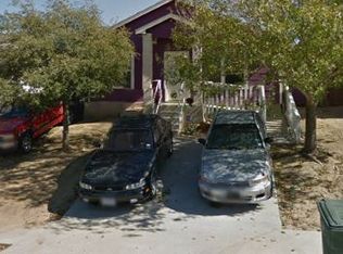 359 Ocean Dr, Laredo, TX 78043
