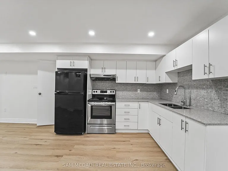 1821 Christopher Rd — Photo 7