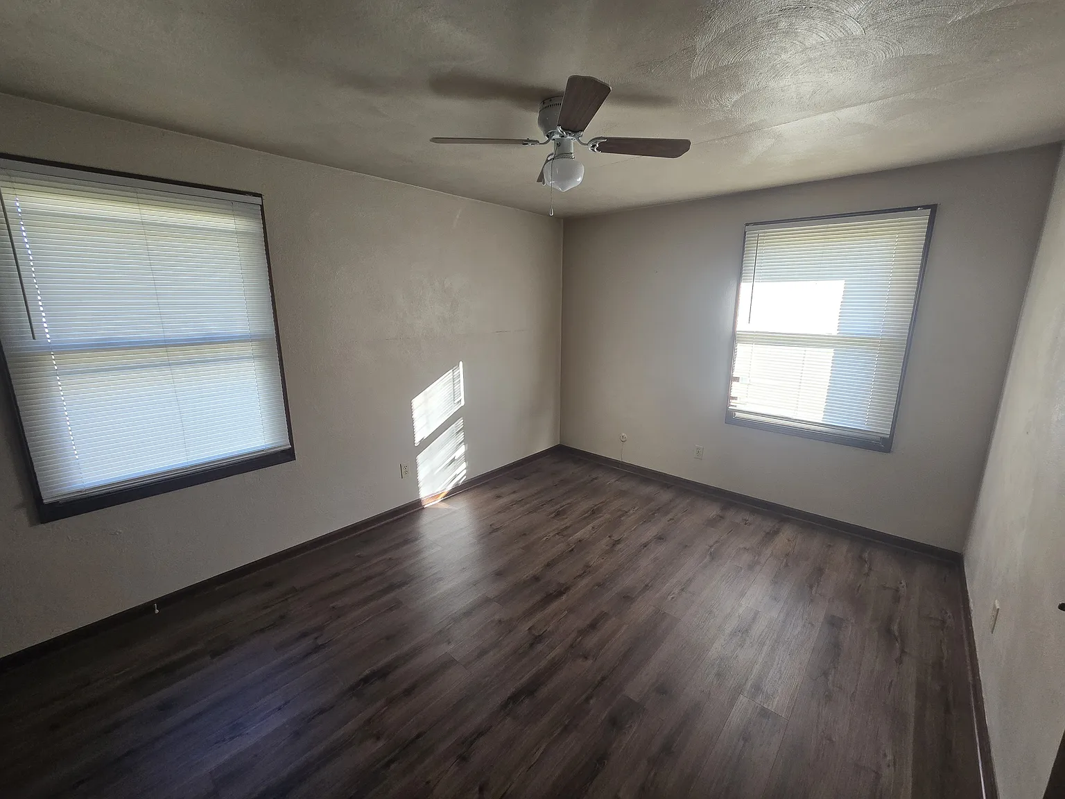 1 bed, 731 sqft, $750 — Photo 3