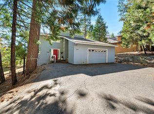 2081 Jerrilynn Dr, Arnold, CA 95223
