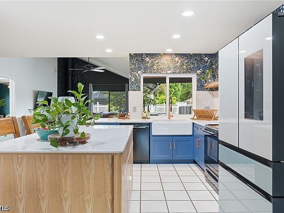 4th image of 5837 Tallowood Cir