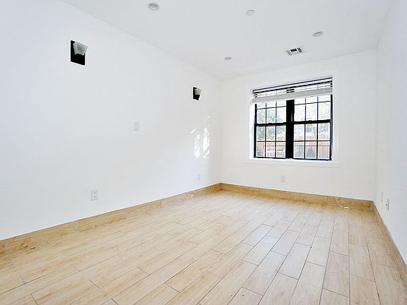 5th image of 626 Greene Ave #1A