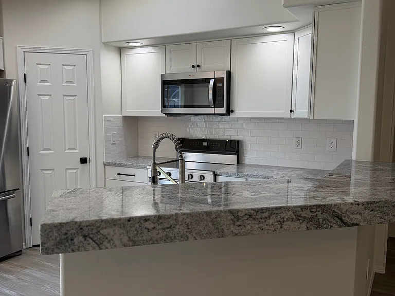 3304 E Sir Patrick Ct — Photo 23