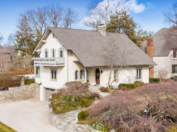 2484 Danvers Ct, Columbus, OH 43220