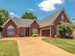 1169 Lake View Dr, Hernando, MS 38632
