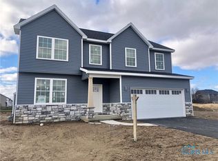 5209 Quartz Ln, Sylvania, OH 43560
