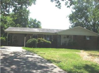 2009 Wedgewood Rd, Vestavia Hills, AL 35216