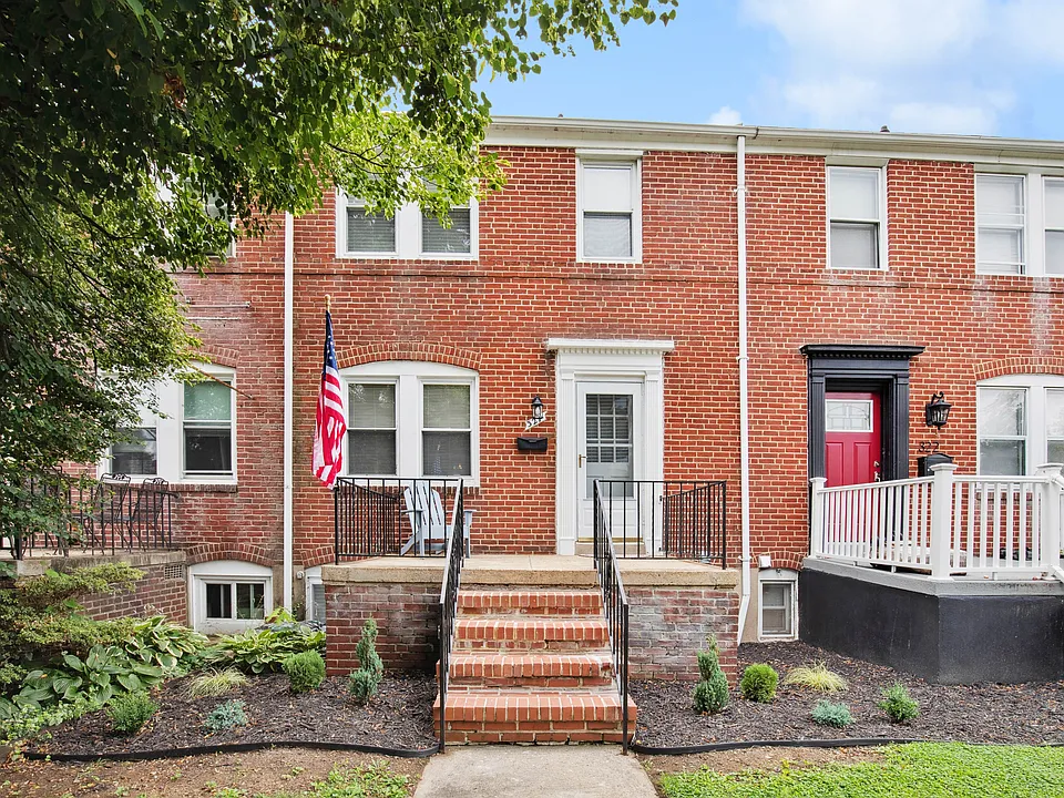 324 Westowne Rd