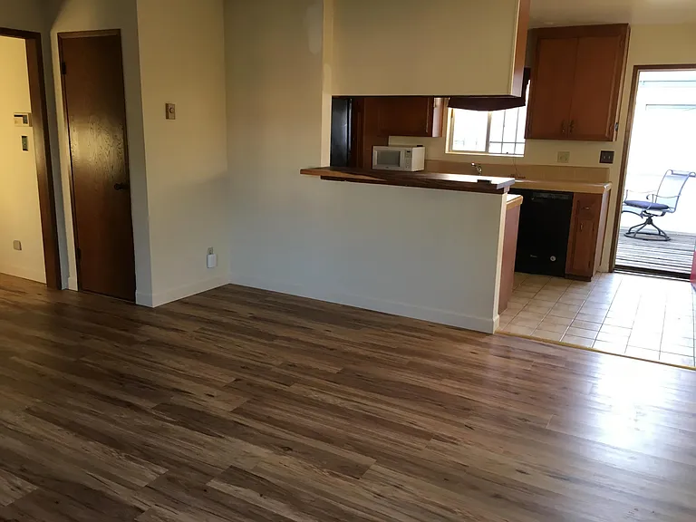 111 Molino Ave — Photo 3
