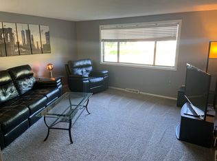 226 Vine Ln, Amherst, NY 14228