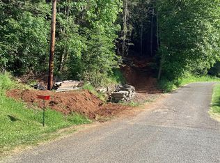 342 5th St, Glendale, OR 97442