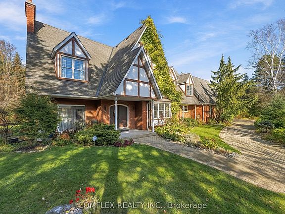 3rd image of 23 Forfardale Rd