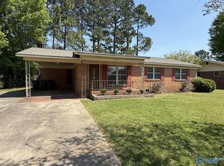 1016 15th Ave SW, Decatur, AL 35601