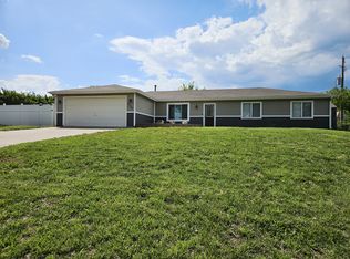 500 Mustang Dr, Ogden, KS 66517