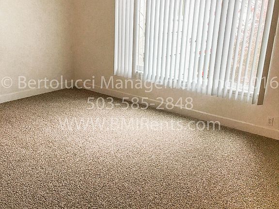 5th image of 549-599 Greenwood Dr NE #4e1b40ee7