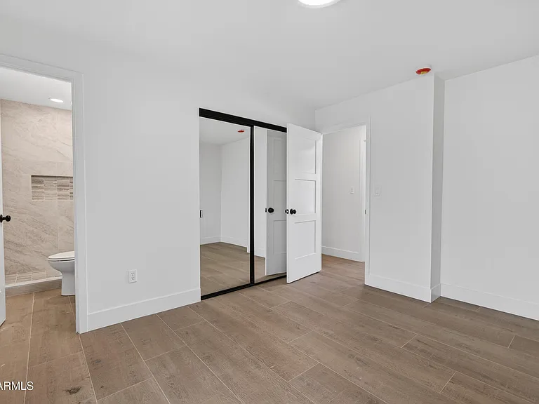 5407 W Holly St — Photo 23