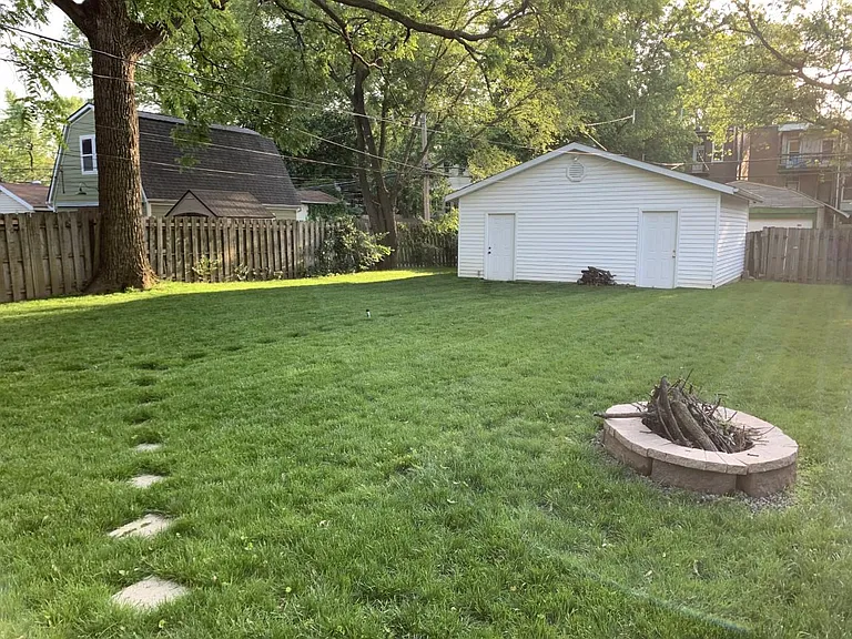 3133 Alfred Ave — Photo 9