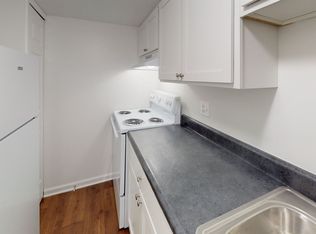 803 Green Rd APT 426, Ypsilanti, MI 48198