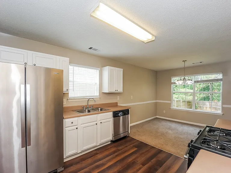 2615 Thunder Basin Way — Photo 7