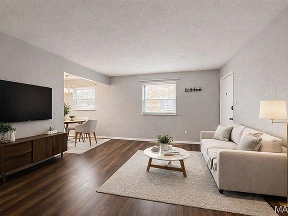 3rd image of 6723 Colony Acres Dr