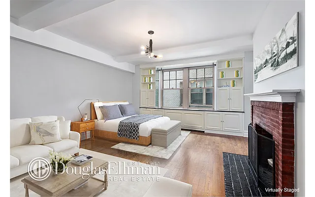 Sold by Douglas Elliman | media 8