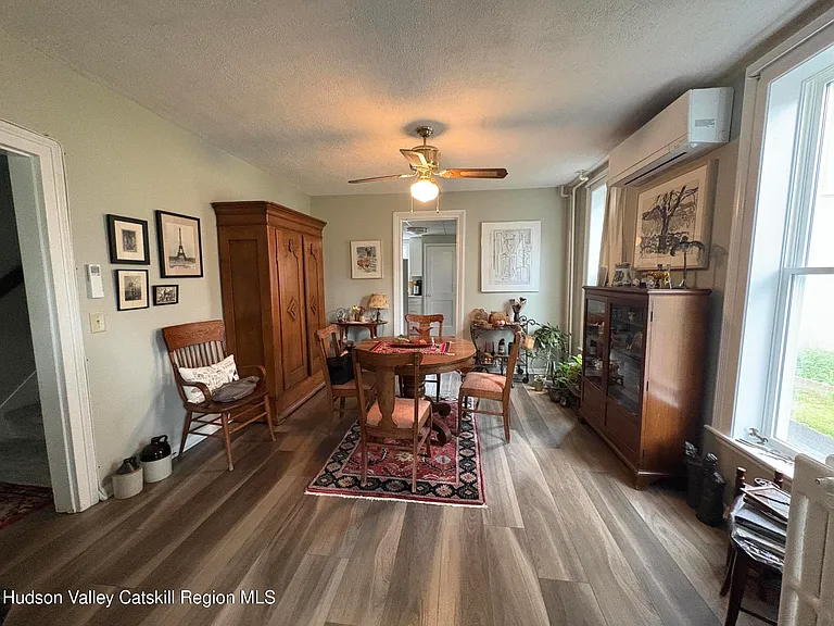 1 Delta Pl — Photo 8