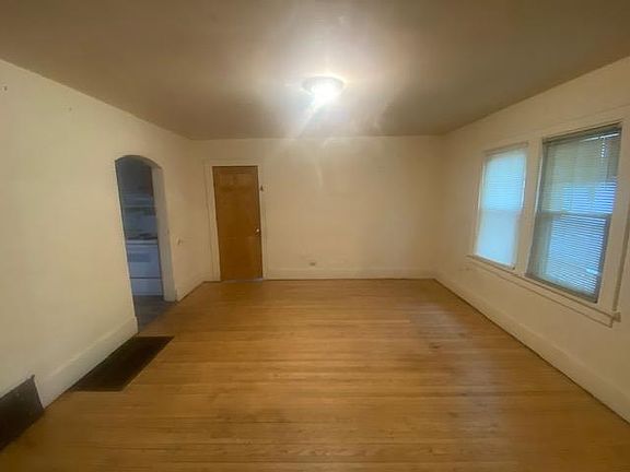 5th image of 506 7th Ave S