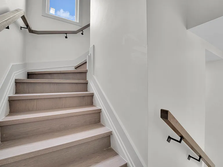 372 Berkley Ave #A — Photo 23