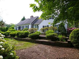 395 Nayatt Rd, Barrington, RI 02806