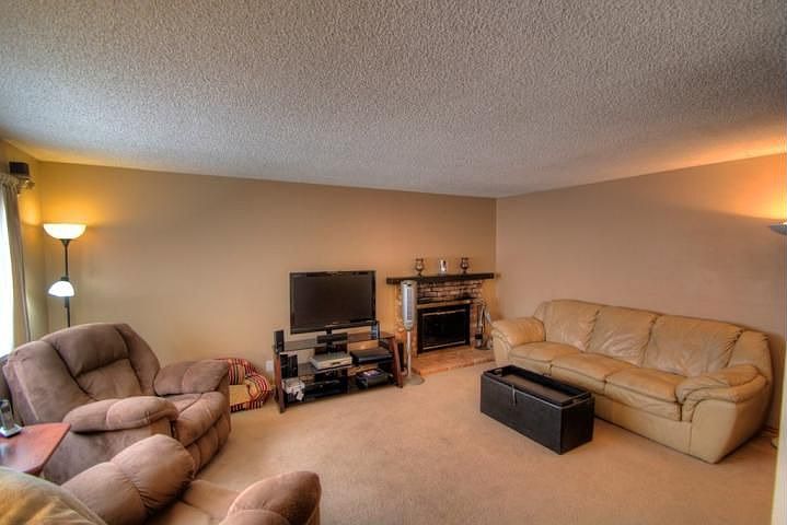 2nd image of 229 Hillview Dr