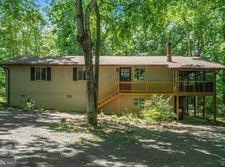 1301 Confederate Dr, Locust Grove, VA 22508