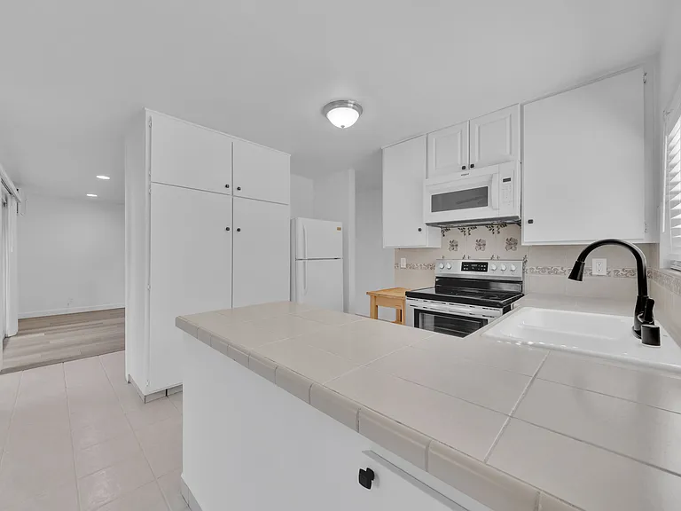 5533 Adobe Falls Rd #1 — Photo 14