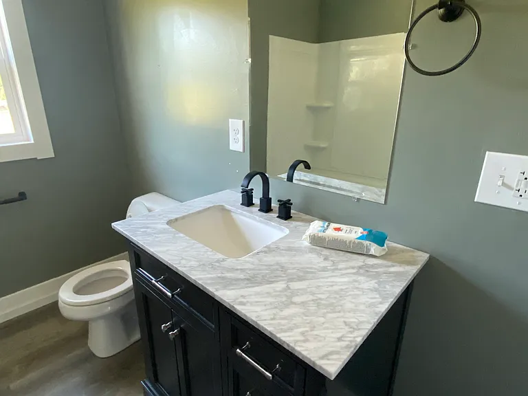 W 100th St — Photo 7