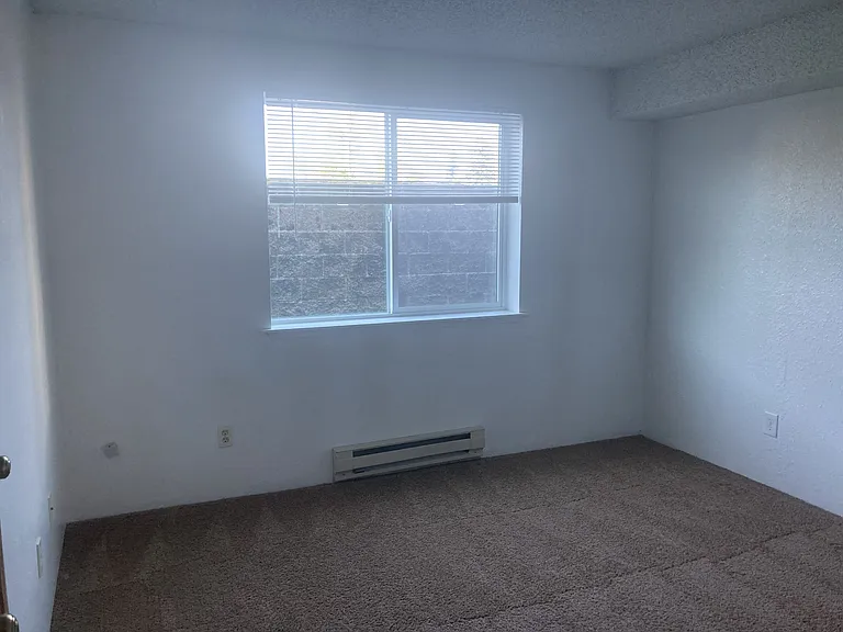 1536 Bloomingdale Ln SW #103 — Photo 11