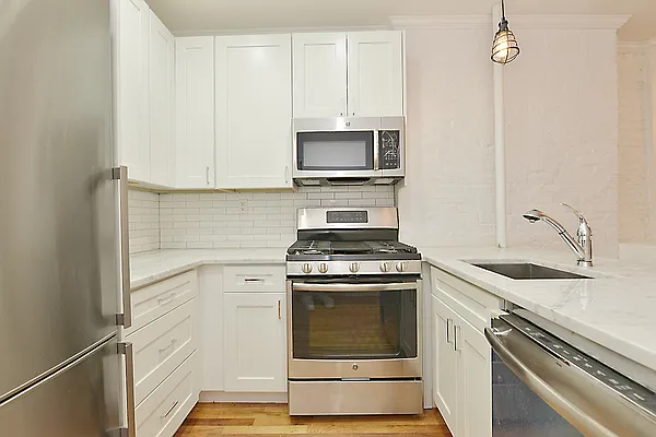 Rented by M.Woods & Associates | media 11