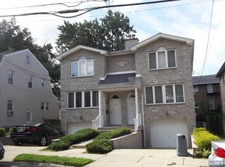 327 1st St #A, Palisades Park, NJ 07650