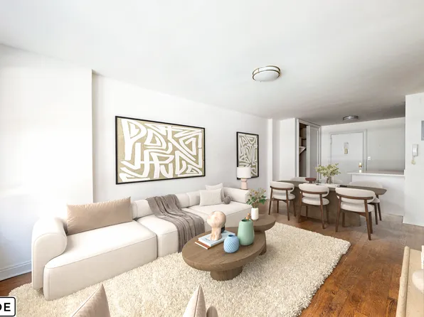 96 Fifth Avenue image 1 of 9