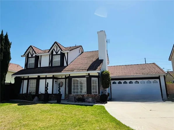 309 Burlington Cmn, Santa Ana, CA 92704