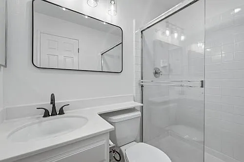 213 Town Green Ln — Photo 6