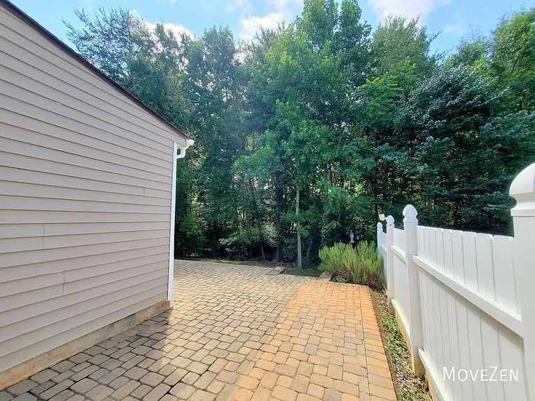 21 War Admiral Way — Photo 35