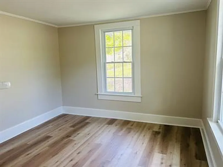 110 Worley Rd — Photo 15