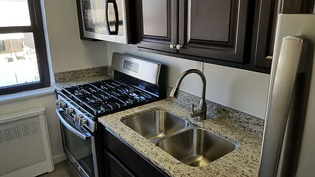 Rented by Realty Queens LLC