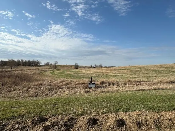 1014 E 12th Ave, Webster, SD 57274
