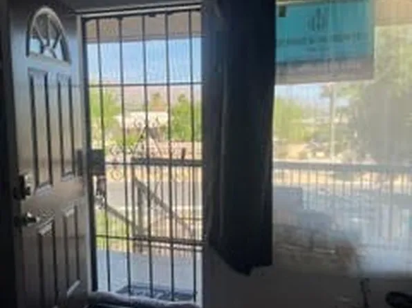 64281 Spyglass Ave Unit 32, Desert Hot Springs, CA 92240
