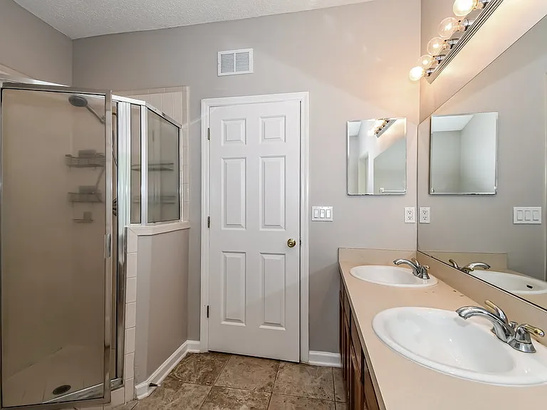 2741 Acorn Park Dr N — Photo 12